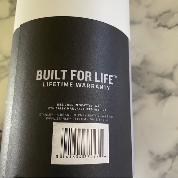 Stanley stainless steel Vaccum Bottle 1.4 qt/ 1.3 L - Picture 7 of 7